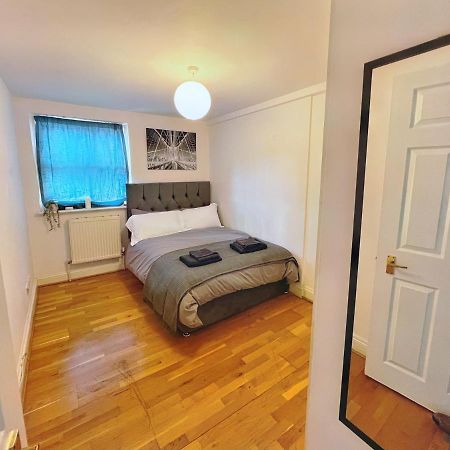 Lovely 2-Bedroom Serviced Apartment Greater Londýn Exteriér fotografie
