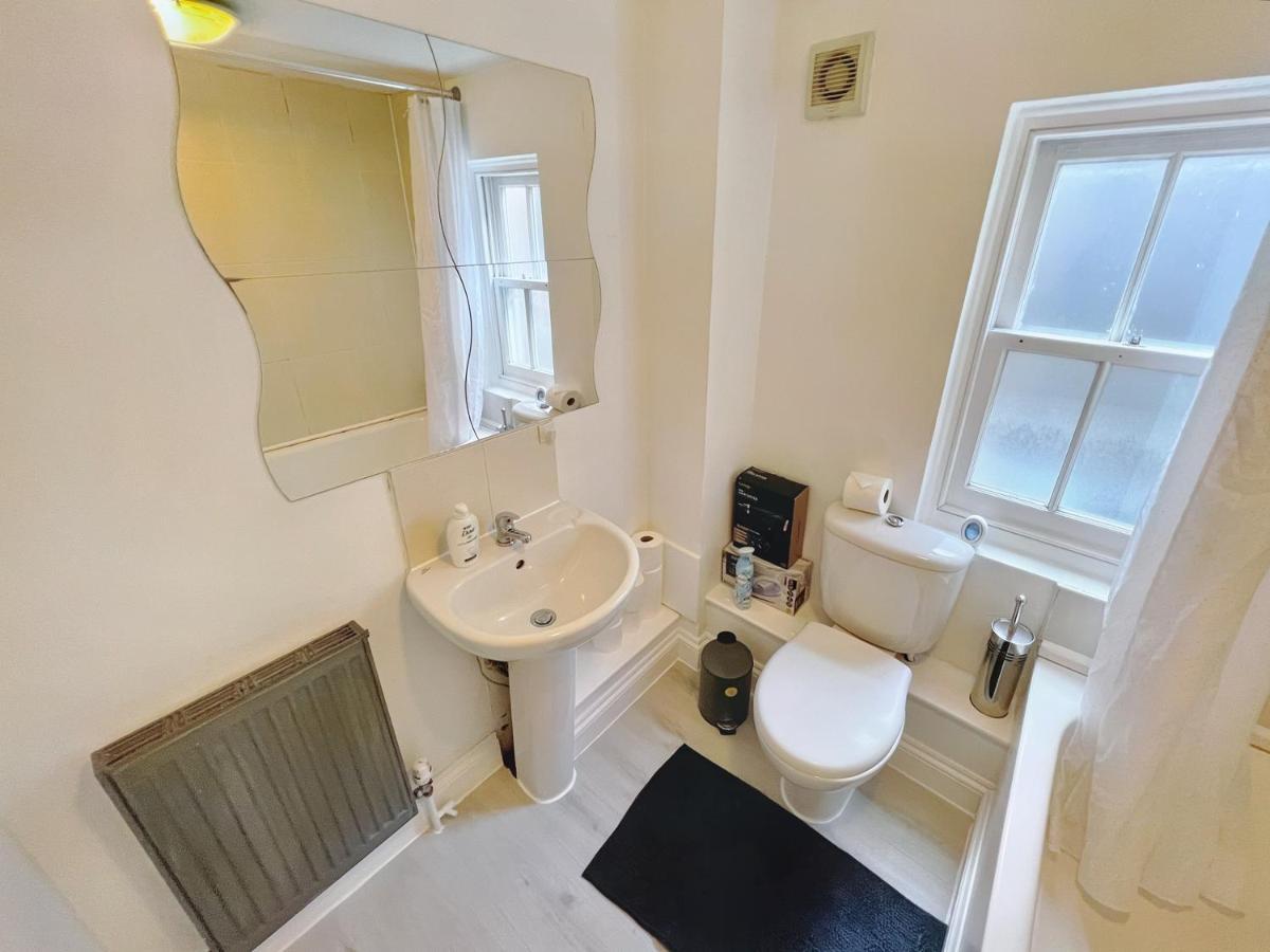 Lovely 2-Bedroom Serviced Apartment Greater Londýn Exteriér fotografie